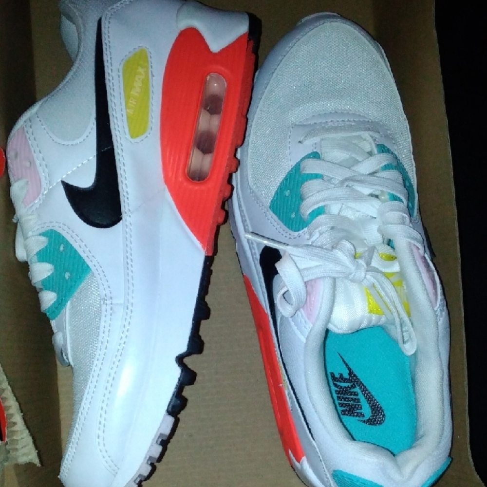 Nike Air Max Sneakers - White, Teal, and Red